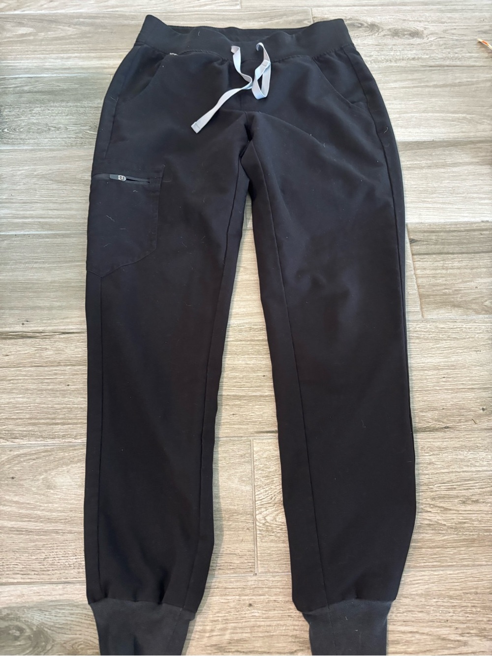 figs scrub joggers